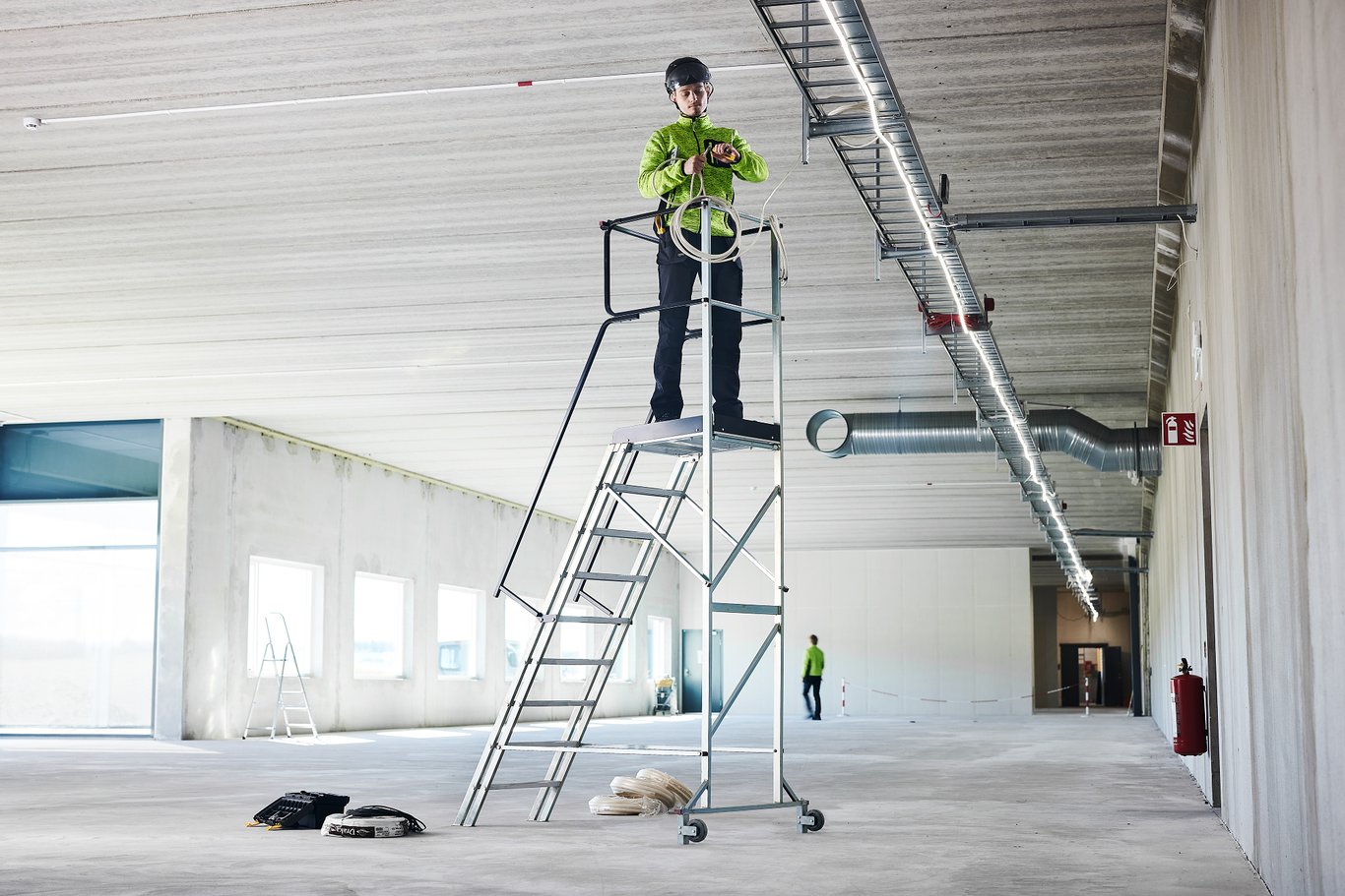 Warehouse steps ALOFT