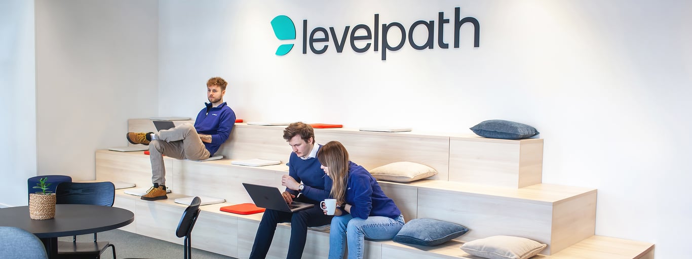 Birojs mainīgam apmeklētāju skaitam – Levelpath