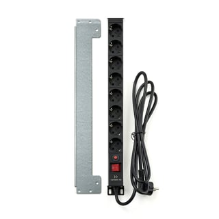 Pistorasiapaneeli MOTION, 8 pistokepaikkaa, asennetaan teollisuuspöydän takareunassa oleviin pylväis