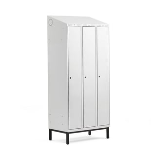 Omklædningsskab CLASSIC, skråt tag, benstel, 3 sektioner, 2100x900x550 mm, grå