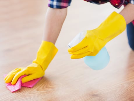 Pavasarinis darbovietės valymas