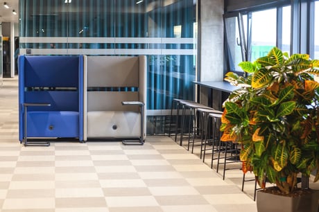 Iterum biroja un laboratorijas telpu iekārtojums