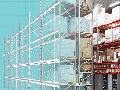 Large warehouse filled with shelves and boxes. The structure is made of steel, highlighting its robust construction. Organized space for storage and logistics.
