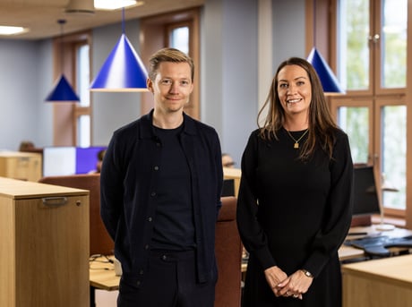 Fra tradisjonelt til fargerikt kontormiljø hos Norli