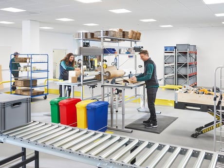 Effektivisera packprocessen med en ergonomisk packstation