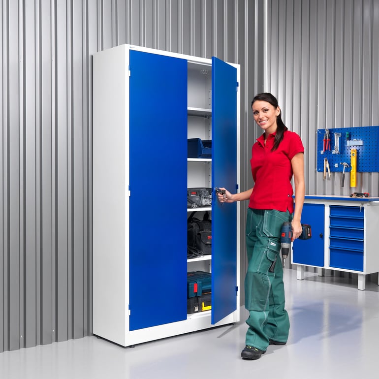 Storage cabinet Style