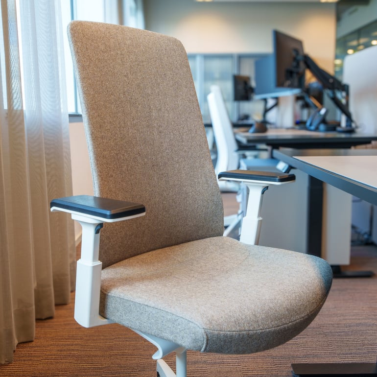 Bureaustoel Belmont met beige stoffering