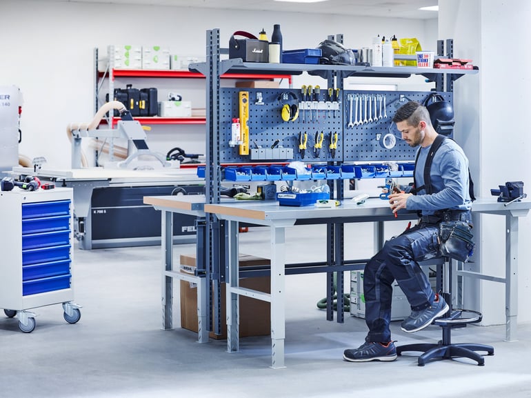 ergonomiset kalusteet teollisuuteen