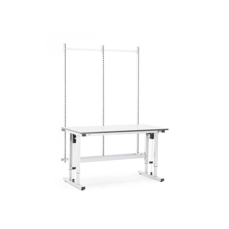 Výškovo nastaviteľný dielenský stôl MOTION so zadným panelom, 2000x800 mm