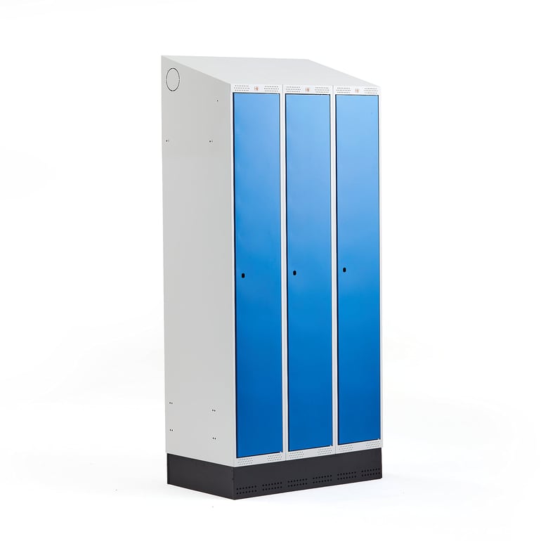 Šatňová skrinka CLASSIC, so soklom, 3 sekcie, 2050x900x550 mm, modrá