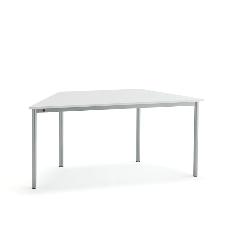 Levně Stůl BORÅS TRAPETS, 1600x800x720 mm, stříbrné nohy, HPL deska, bílá
