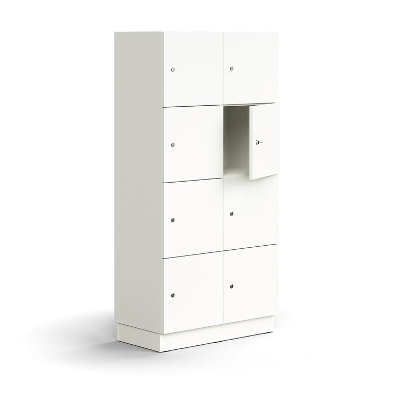 Levně Skříň QBUS, 8 uzamykatelných boxů, sokl, 1636x800x420 mm, bílá