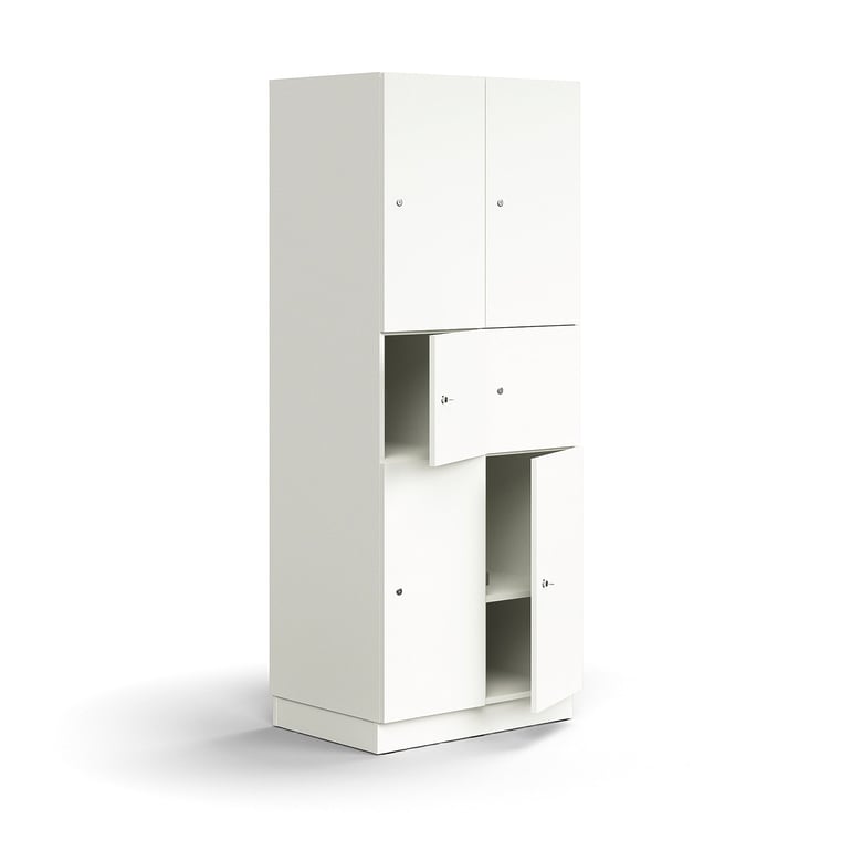 Levně Skříň QBUS, 6 uzamykatelných boxů, sokl, 2020x800x570 mm, bílá