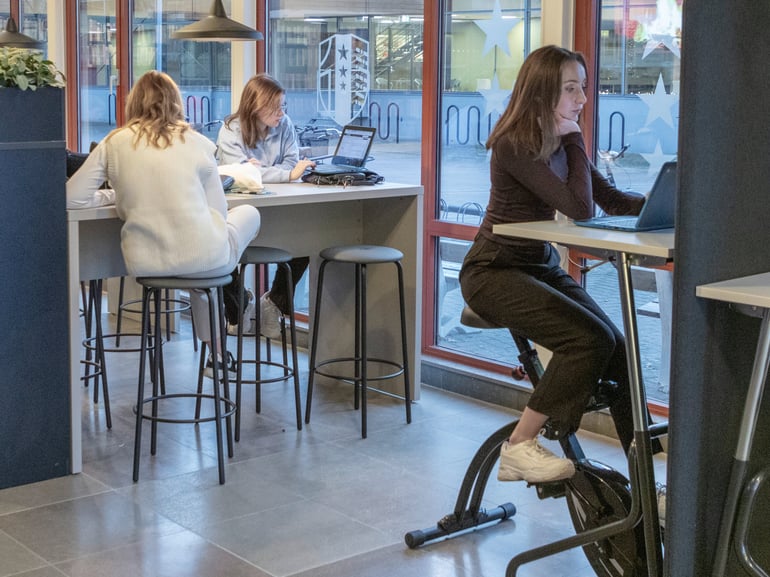 The ideal conditions for a good secondary school education