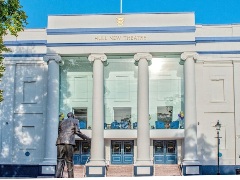 Hull new theatre front side