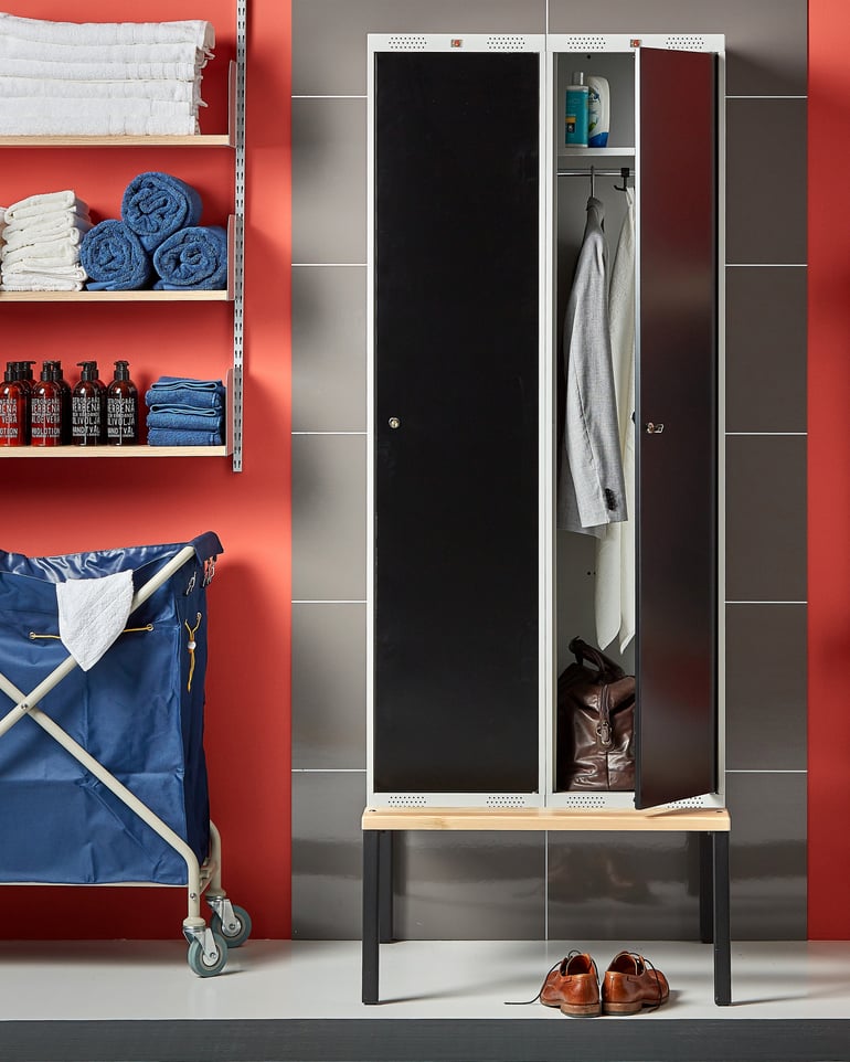locker and laundry facilities