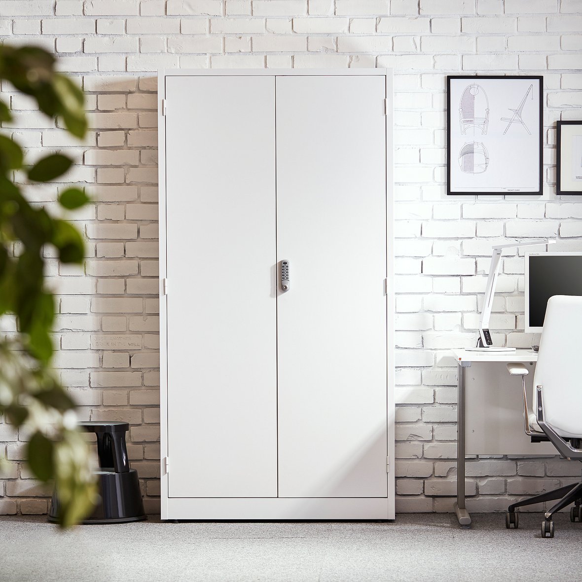 Storage with electronic lock SAFE, 1900x1000x400 mm, white AJ