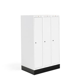 Student locker ROZ, 3 modules, 3 doors, 1510x900x550 mm, white, incl. base