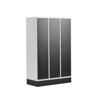Clothes locker CLASSIC, skirting base, 3 modules, 1890x1200x550mm, black