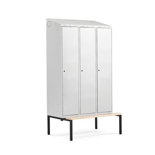 Riidekapp CLASSIC, 3 ust, pingiga jalaraamil, 2290 x 1200 x 550 mm, hall