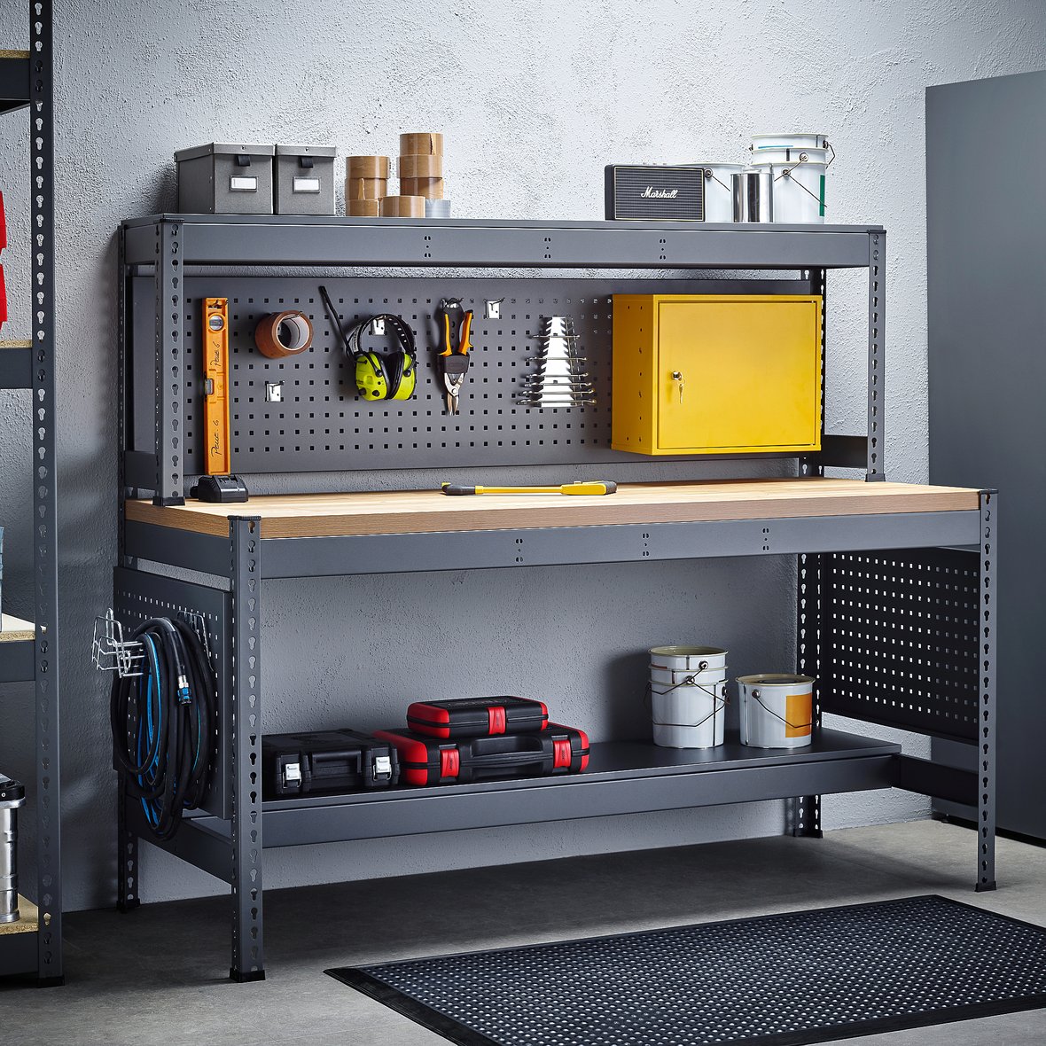 Workbench COMBO with tool panel, lighting and yellow oak top