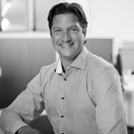 CHRISTOPH LARSEN - Project Team Manager
