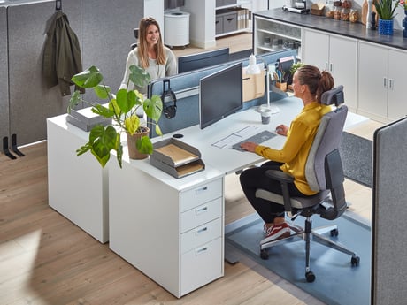 How to keep your office desk clean and tidy | AJ Products