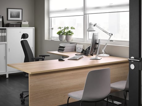 Tips to Follow While Choosing Good Executive Office Furniture