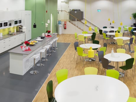 A colourful and harmonious new workplace for DB Schenker