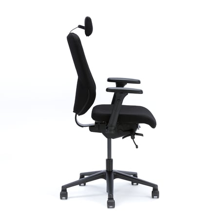 En ergonomisk svart kontorstol 