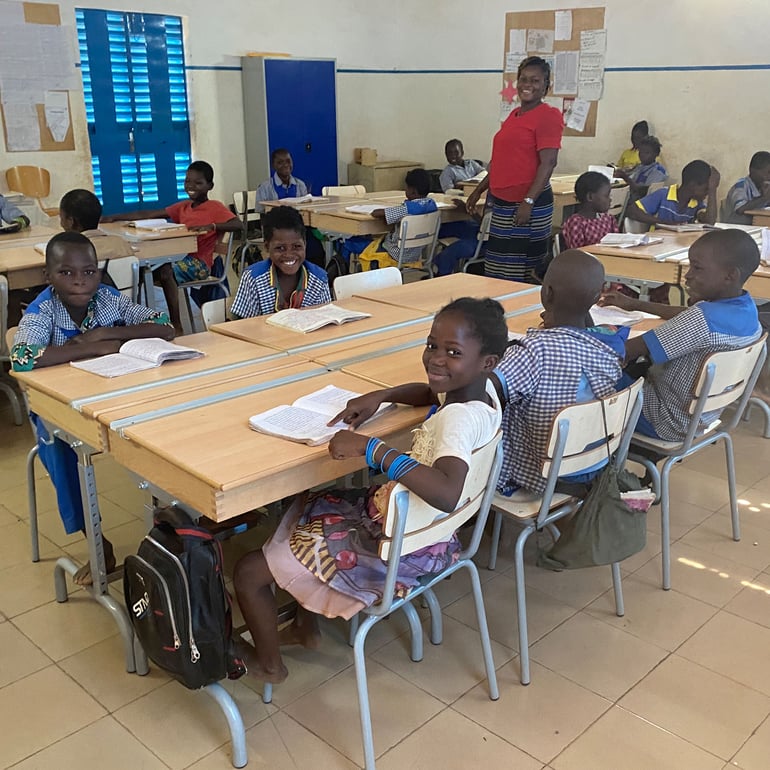 Burkina Faso õpilased klassiruumis